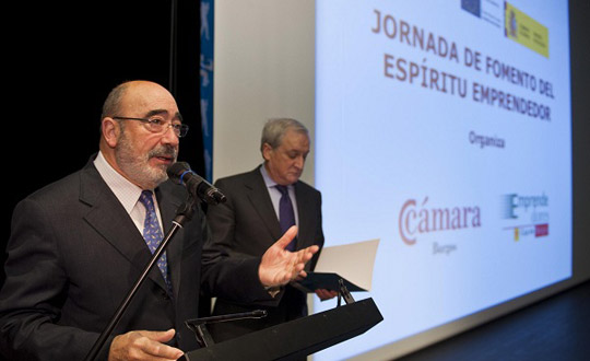 alumnos formacion profesional grado superior acuden a jornadas para formentar el autoempleo y el emprendimiento relacionado con los grados superiores que han cursado